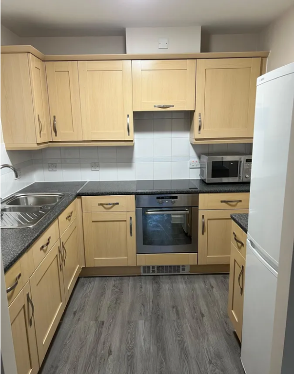 Property photo 2 of 10