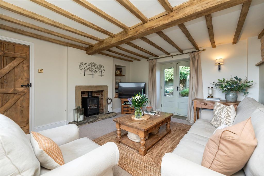 Property photo 2 of 34 2A8A8557-2-16.Jpg