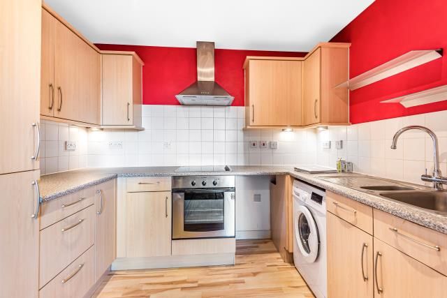Property photo 2 of 10 Kitchen