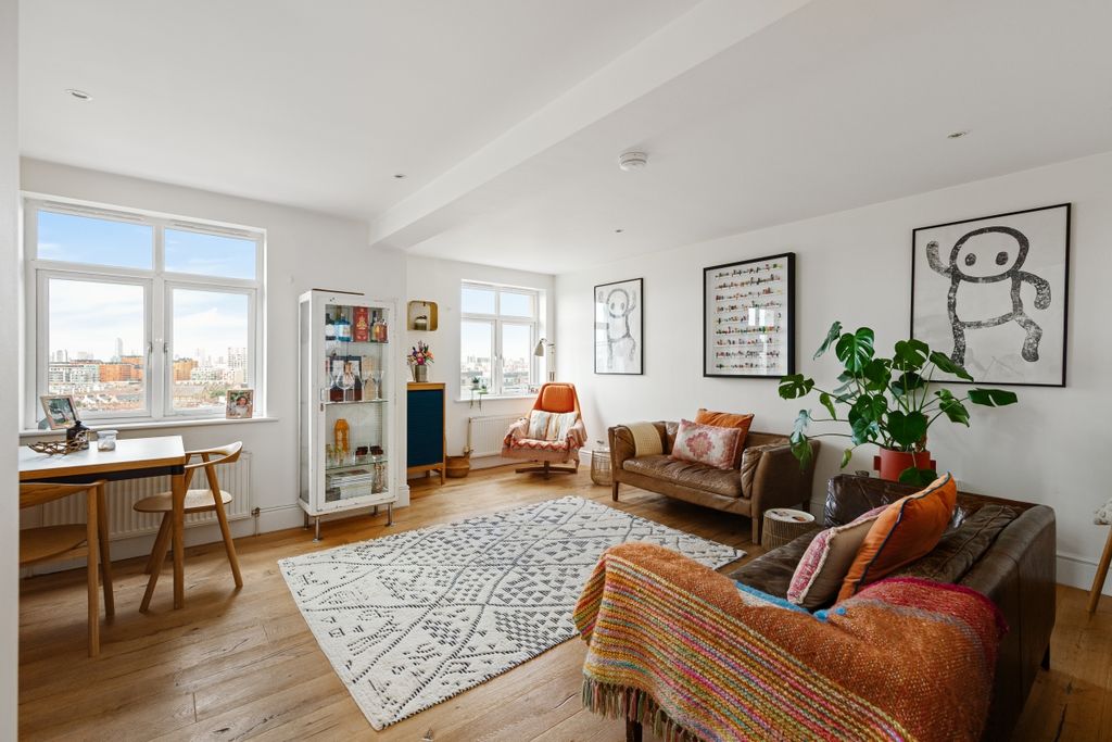 Property photo 1 of 18 094A7482