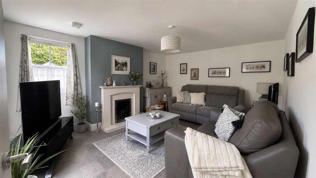 Property photo 2 of 11 Picture No. 01