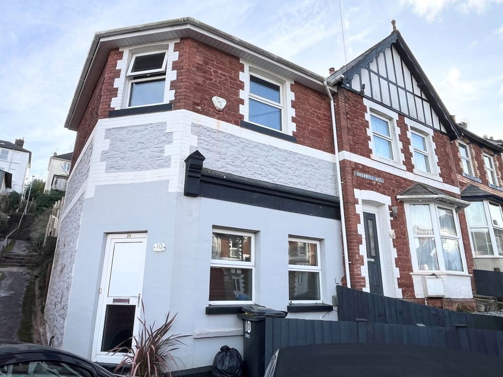 Property photo 3 of 13