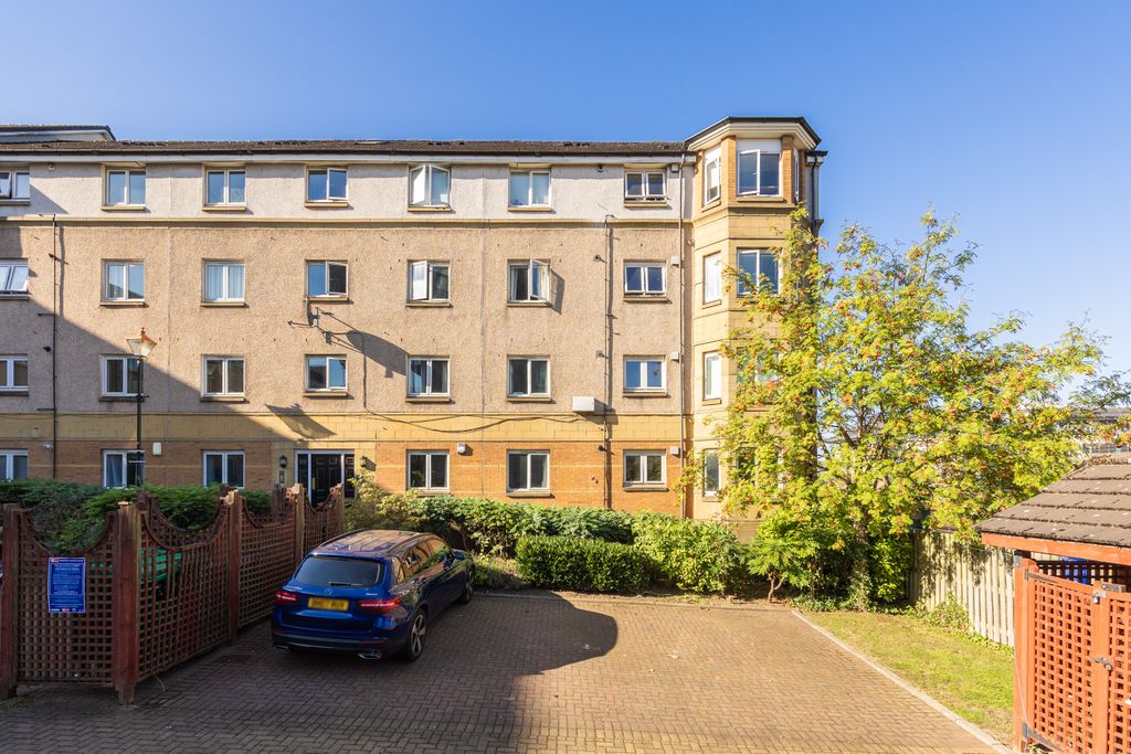 Property photo 1 of 19 Primary Property Image