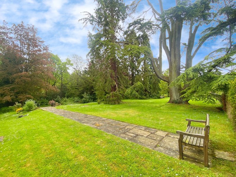 Property photo 3 of 17 Photo 10