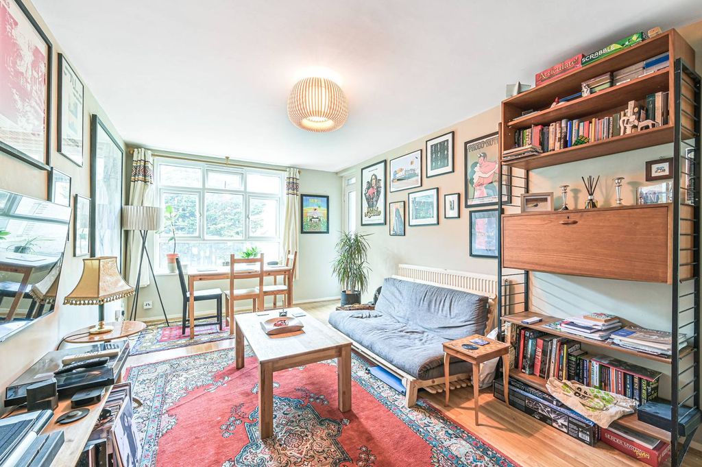 Property photo 2 of 6