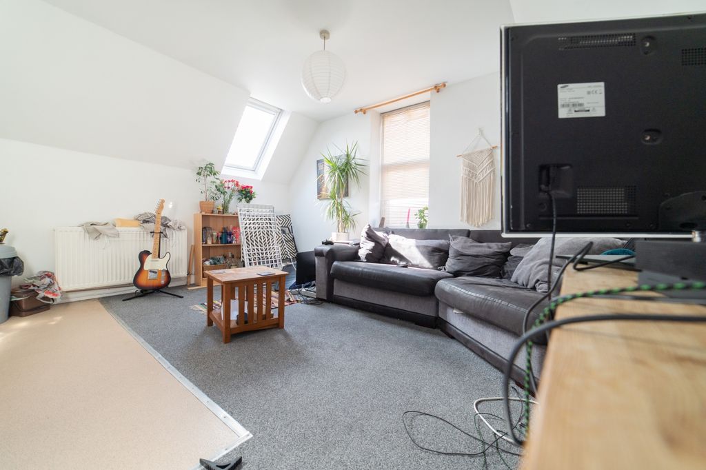 Additional image 7 of 5 bed block of flats for saleNewport Road, Roath CF24