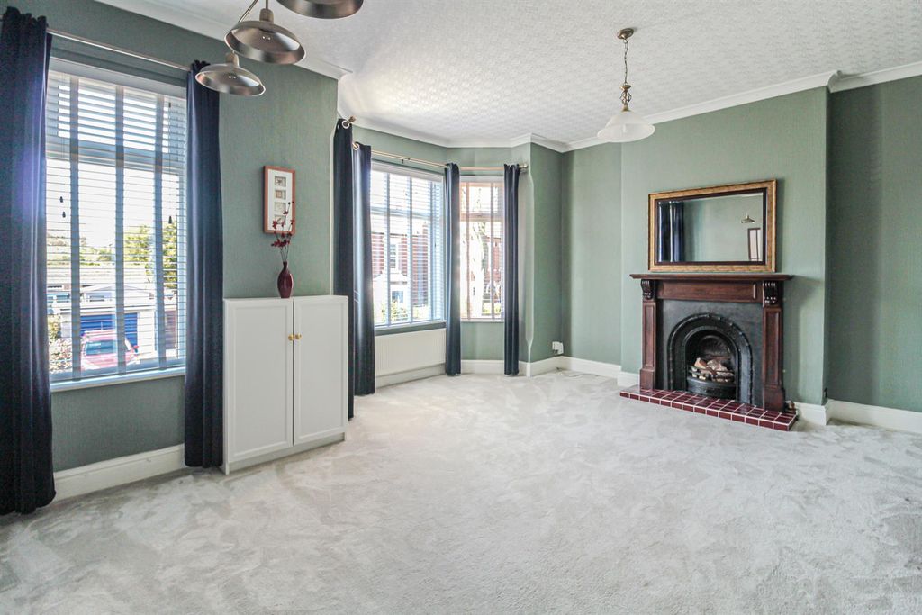 Property photo 1 of 20 Haywood Road Mapperley, Nottingham, Ng3 6Af