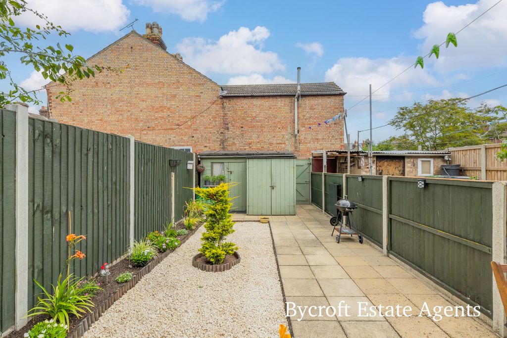 Property photo 2 of 14
