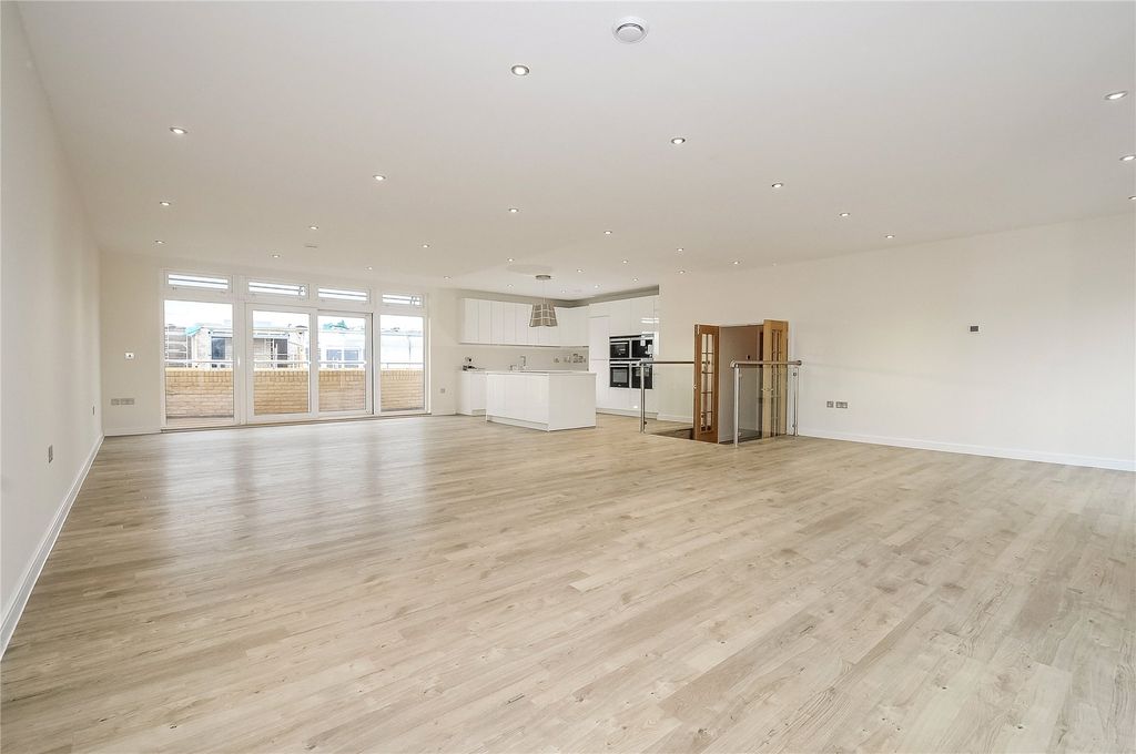 Property photo 1 of 11 54Bfe609A3203-7053 (