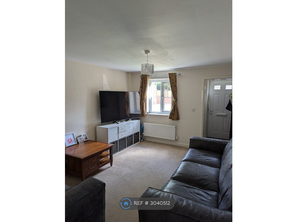 Property photo 3 of 28