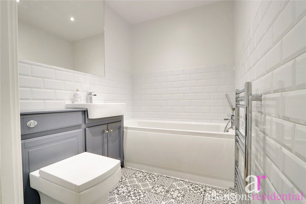 Additional image 12 of 2 bed flat for salePinnata Close, Enfield EN2