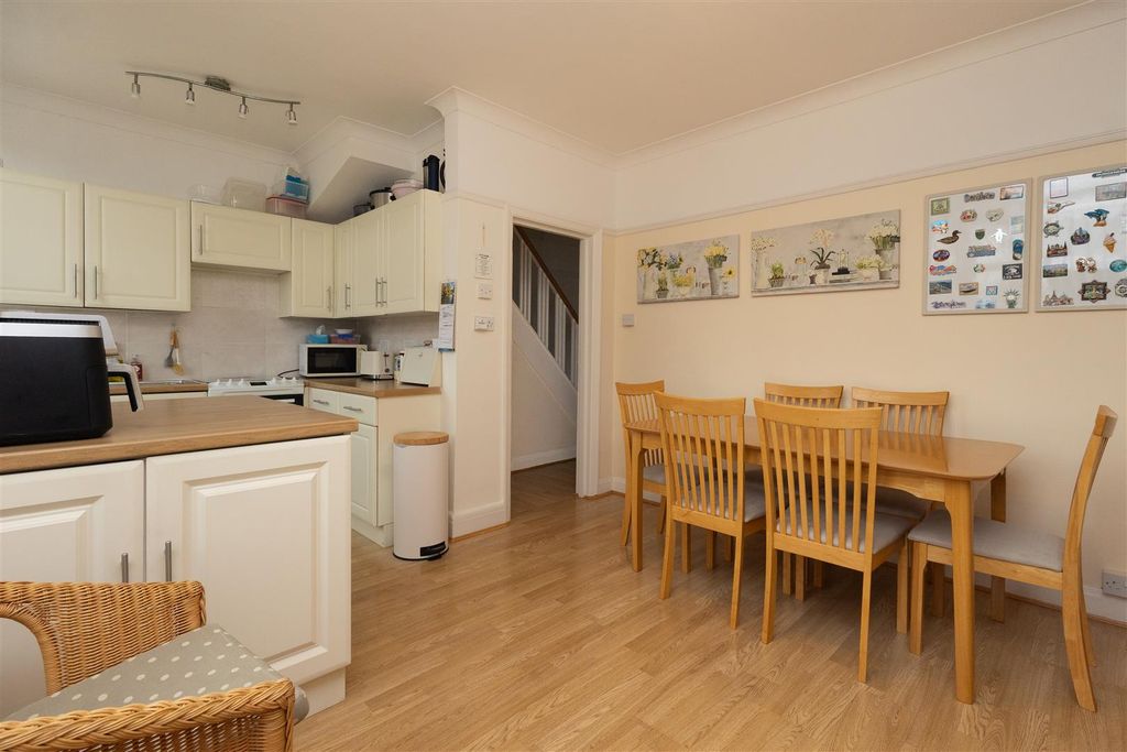 Property photo 2 of 20 Kitchen/Diner