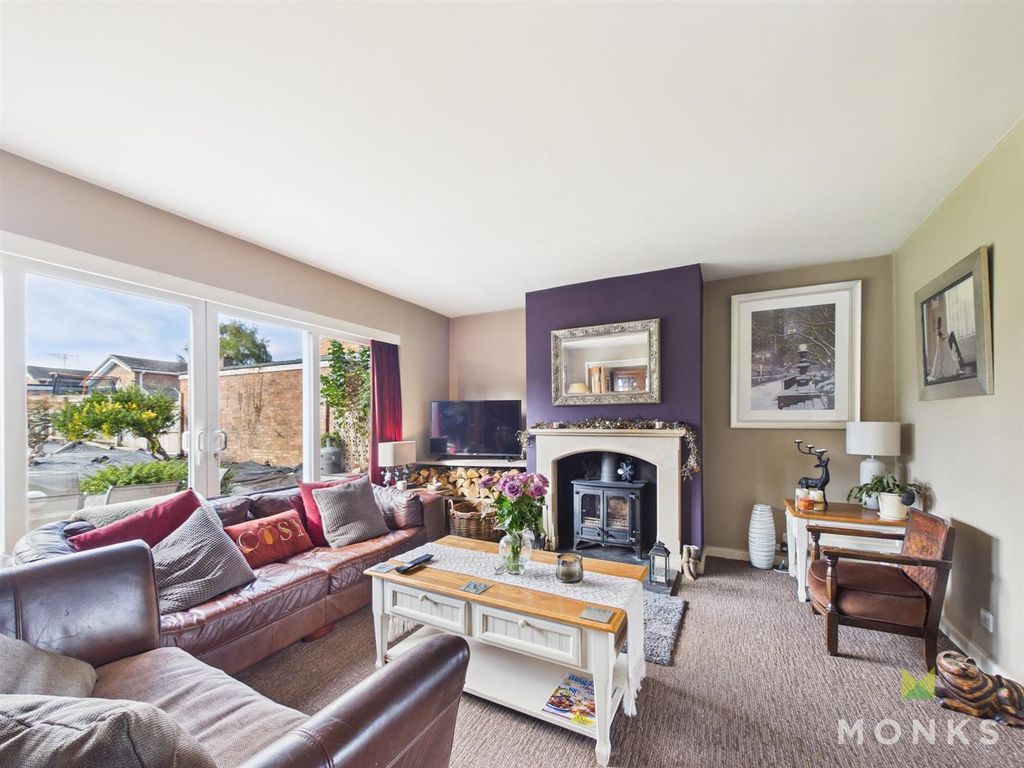 Property photo 3 of 20 Cam01348G0-Pr0762-Still014.Jpg