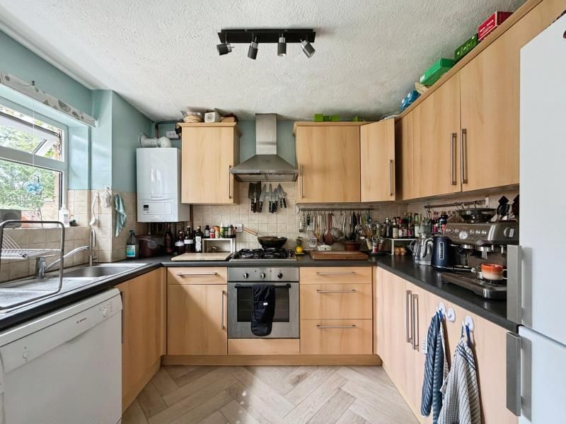 Property photo 2 of 9