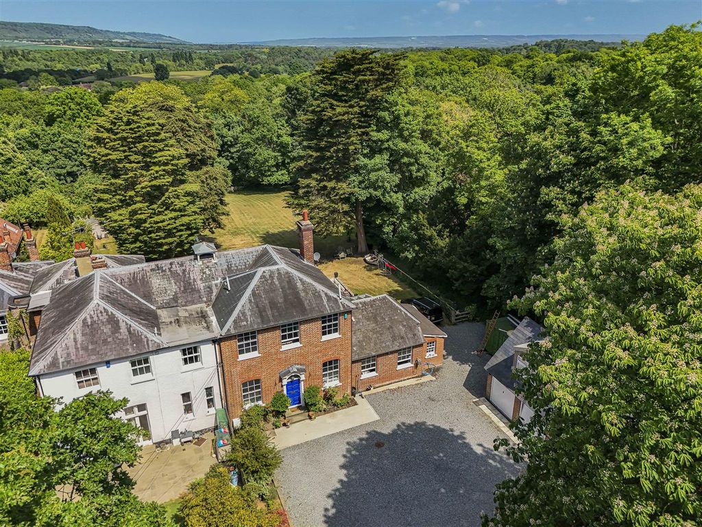 Property photo 2 of 32 Dji_20250519140521_0753_D.Jpg