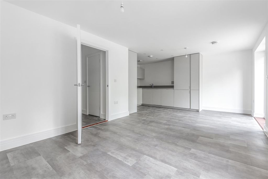 Property photo 2 of 14 539548 (2).Jpg