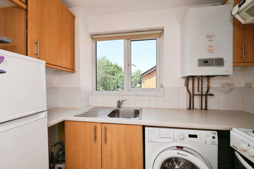 Property photo 2 of 18