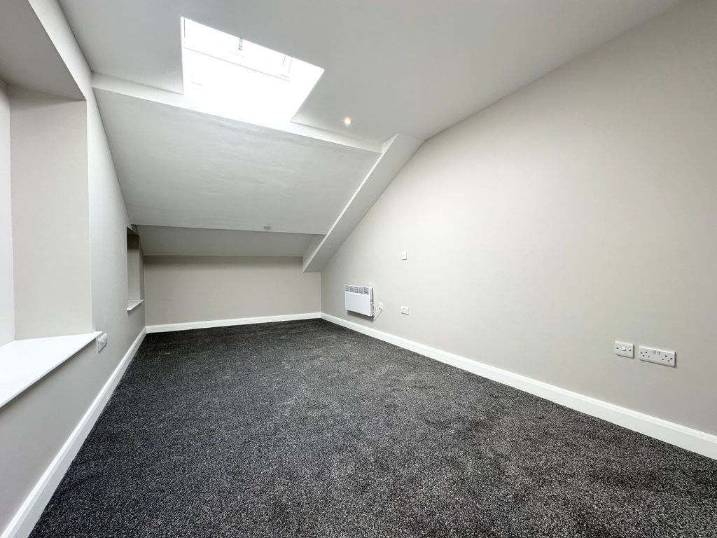 Property photo 3 of 10 Picture No. 14