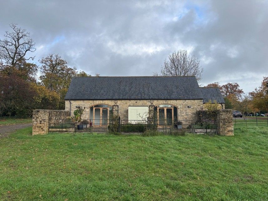 Property photo 1 of 4 Photo 5