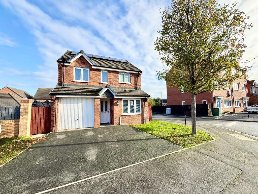 Property photo 1 of 14 External