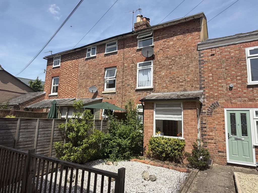 Property photo 1 of 12 2Â Bedroom Terraced For Sale