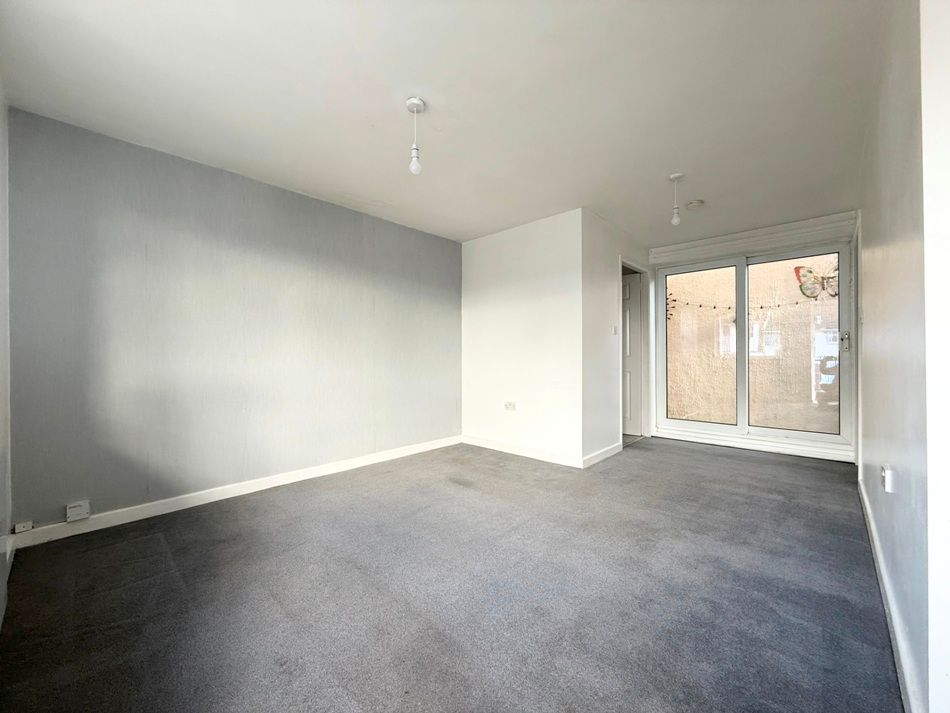 Property photo 3 of 6 Img_E0637