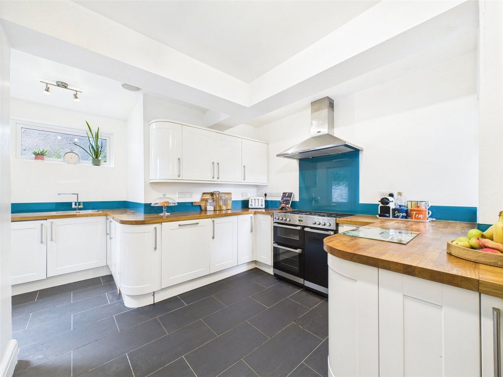 Property photo 2 of 16 Picture No. 05