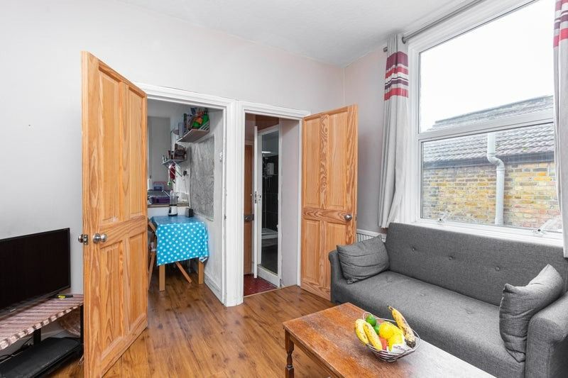 Property photo 1 of 7