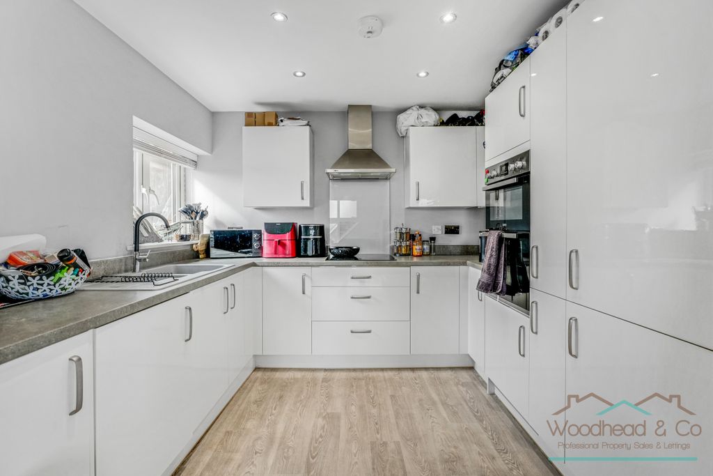 Property photo 1 of 10 5_A7400245