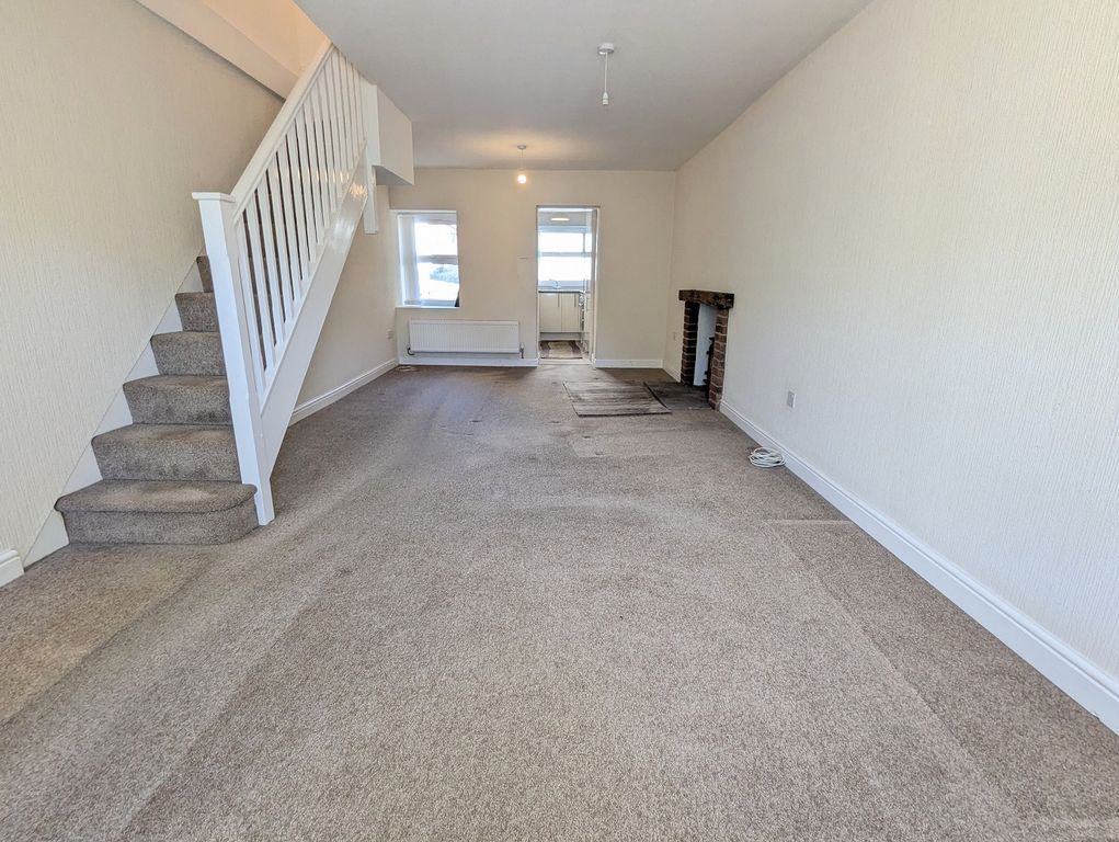 Property photo 3 of 16 Not Specified