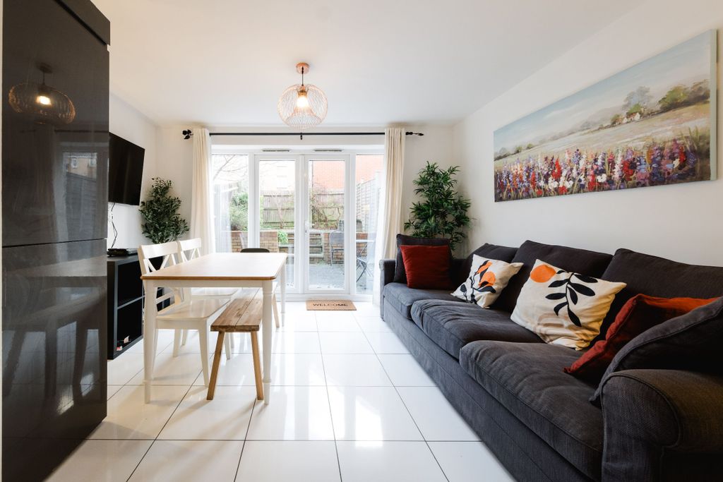 Property photo 1 of 50