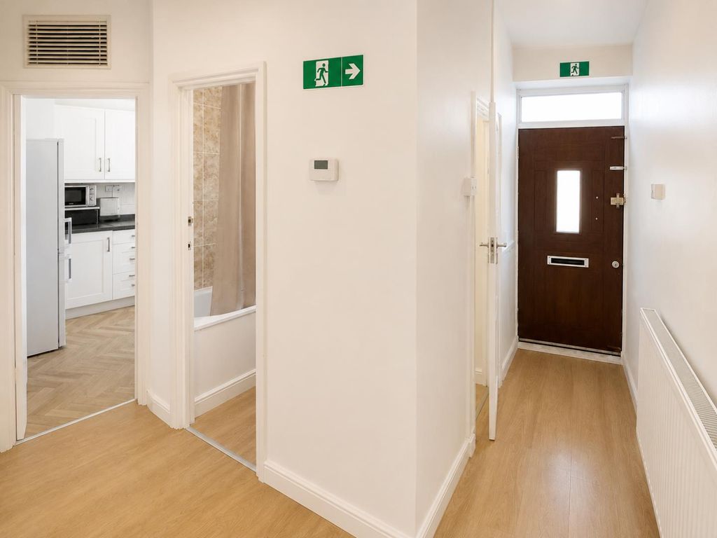 Property photo 3 of 12 3