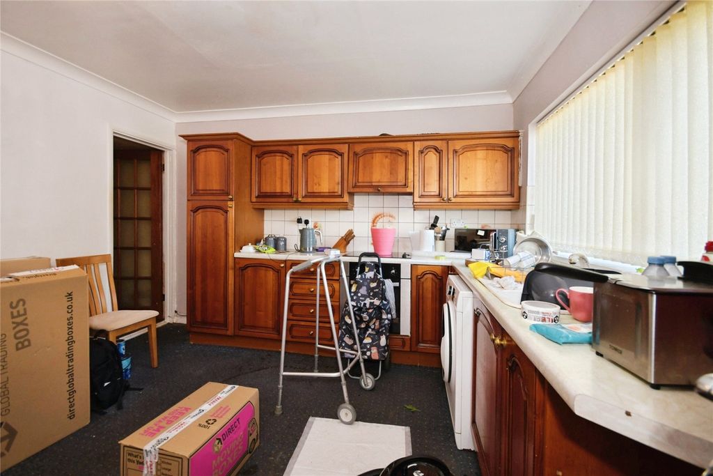 Property photo 2 of 14 Picture No. 07