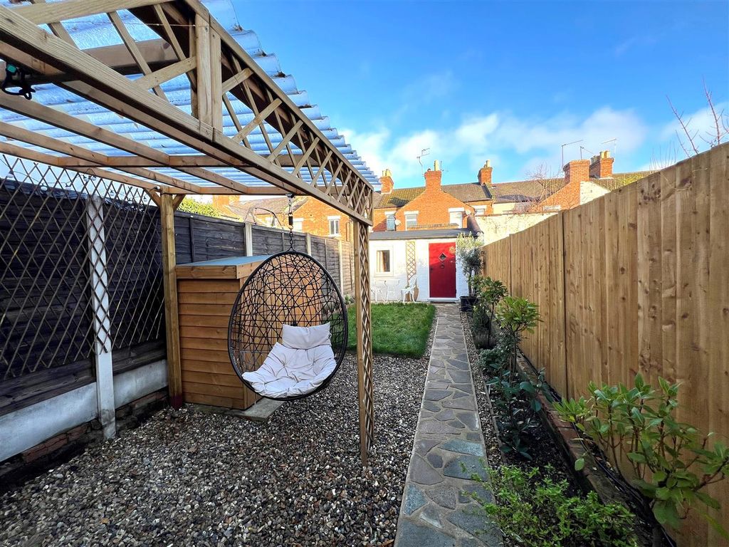 Property photo 2 of 19 Coopers Estate Agents