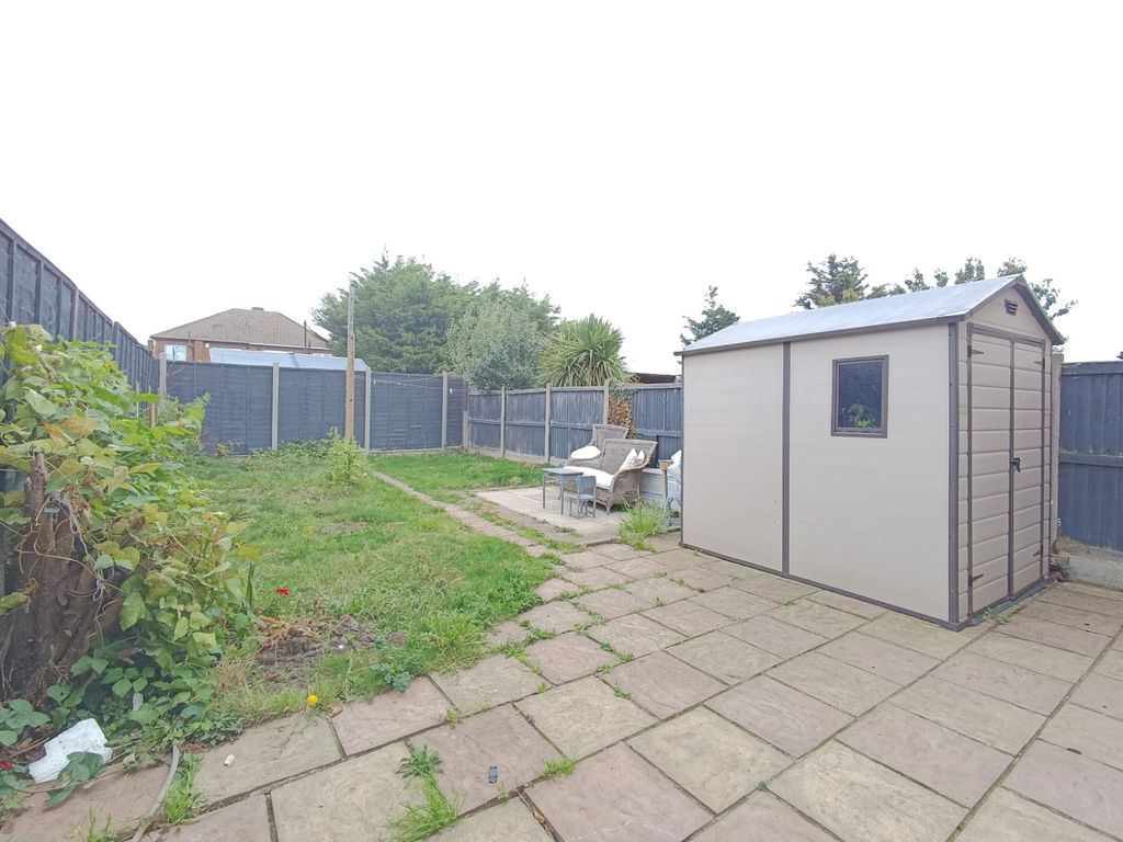 Property photo 3 of 20