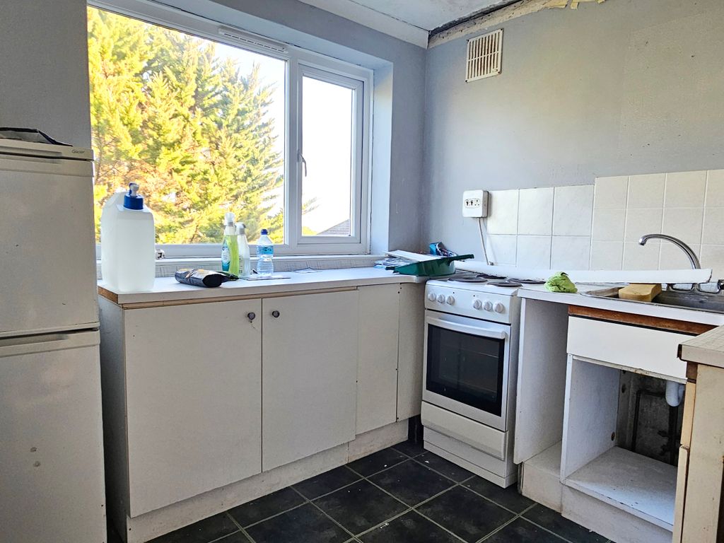 Property photo 2 of 9 20260428_182733