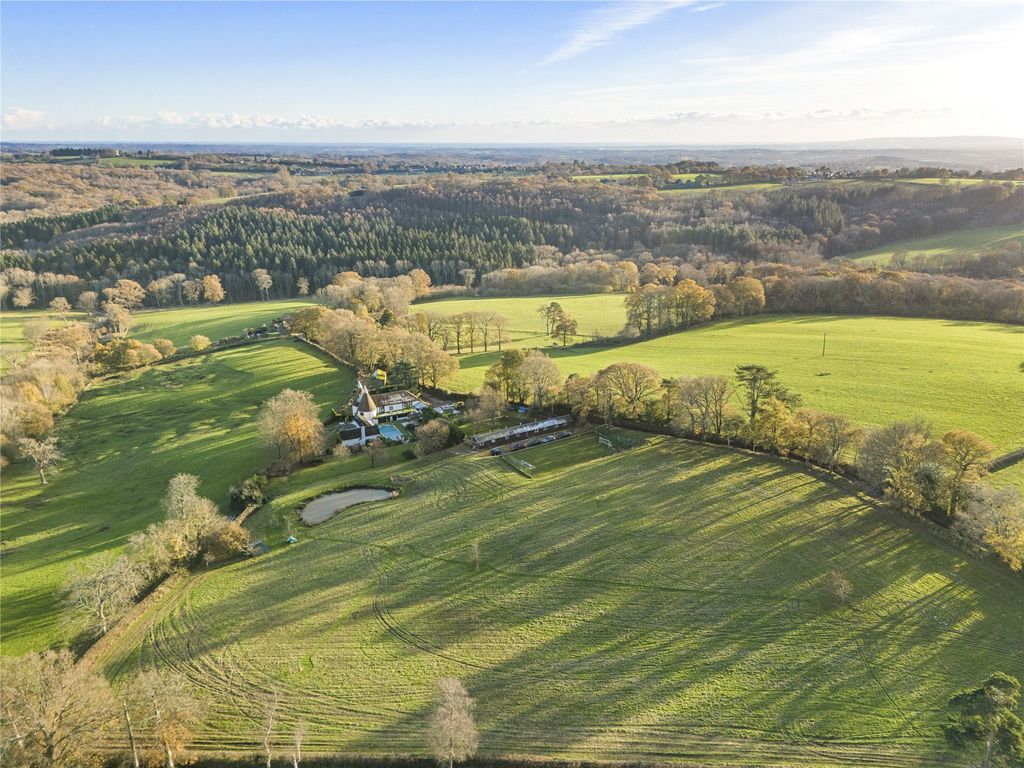 Property photo 2 of 32 Picture No. 05