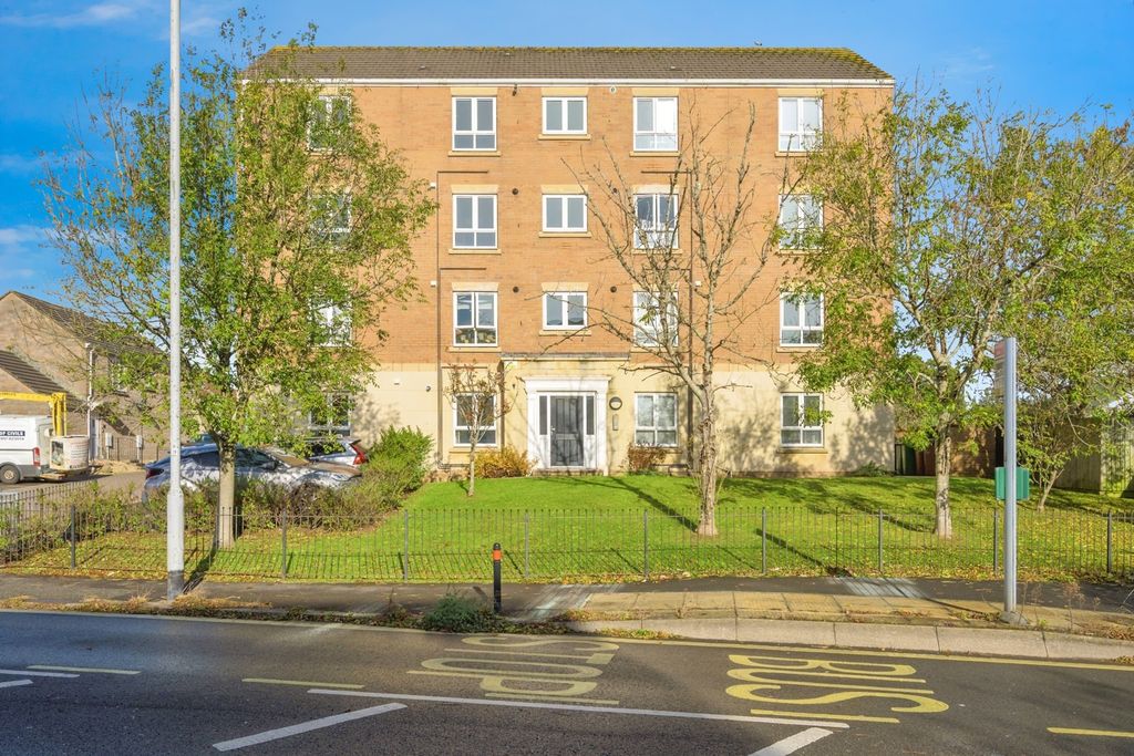 Property photo 1 of 11 Front