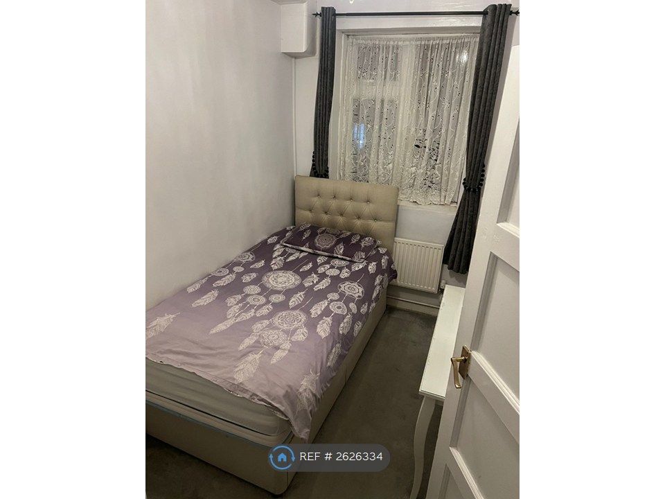 Property photo 1 of 3