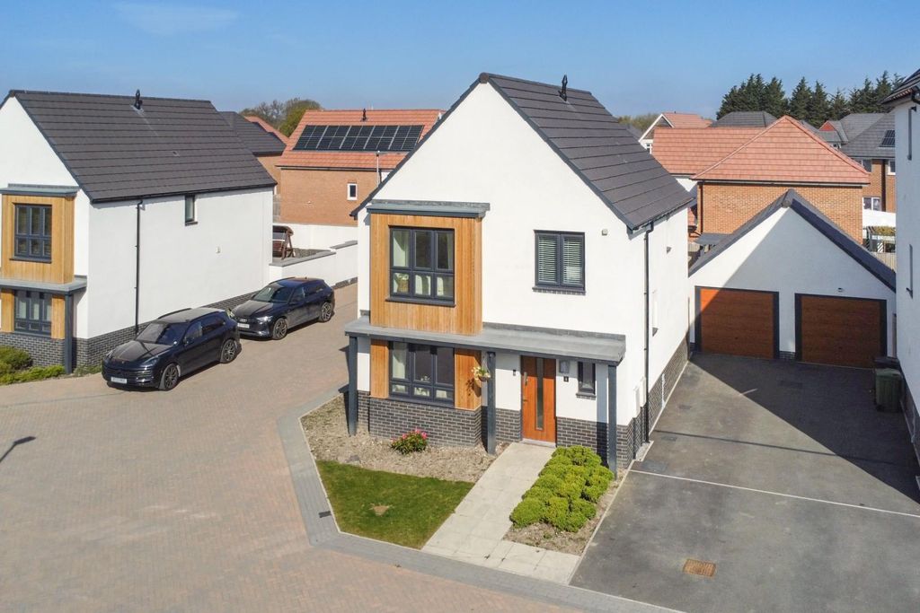 Property photo 1 of 22 1A.Jpg