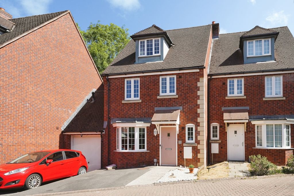 Property photo 1 of 18 Pbox-Img.Jpg