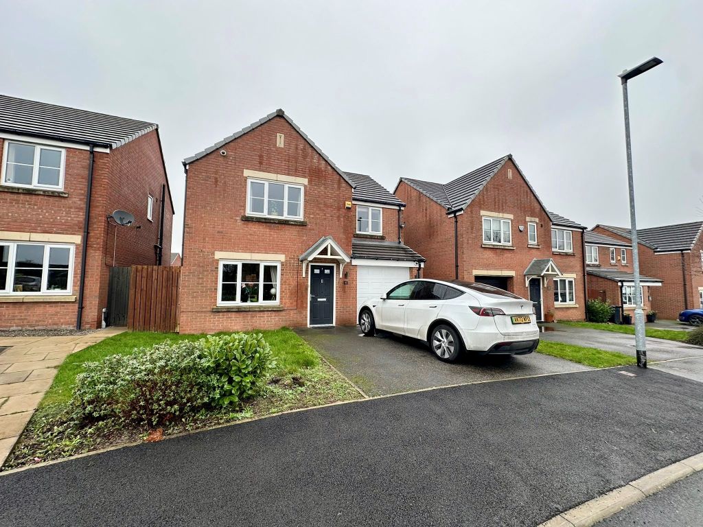 Property photo 1 of 15 Bedroom