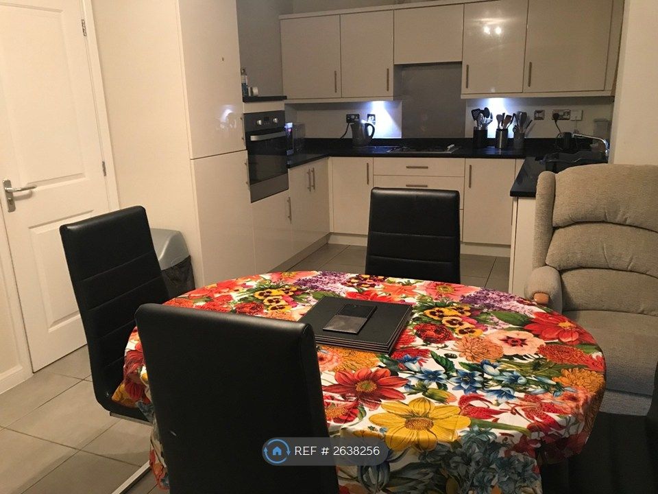 Property photo 2 of 12