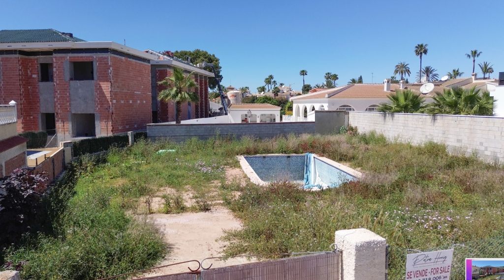 Property photo 3 of 6