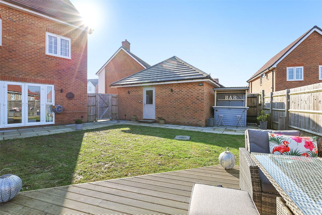 Property photo 2 of 17 Picture No. 26