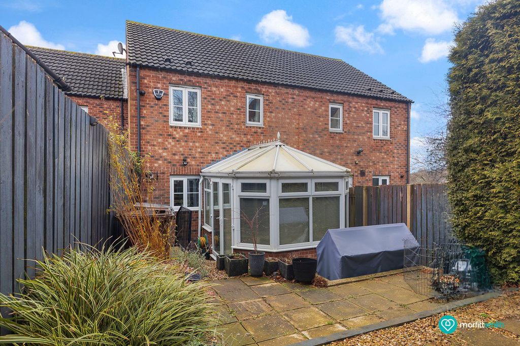 Property photo 2 of 23