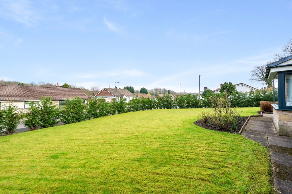 Property photo 2 of 29 3433125