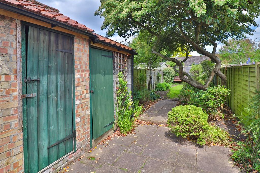 Property photo 2 of 10 Img_2983.Jpg