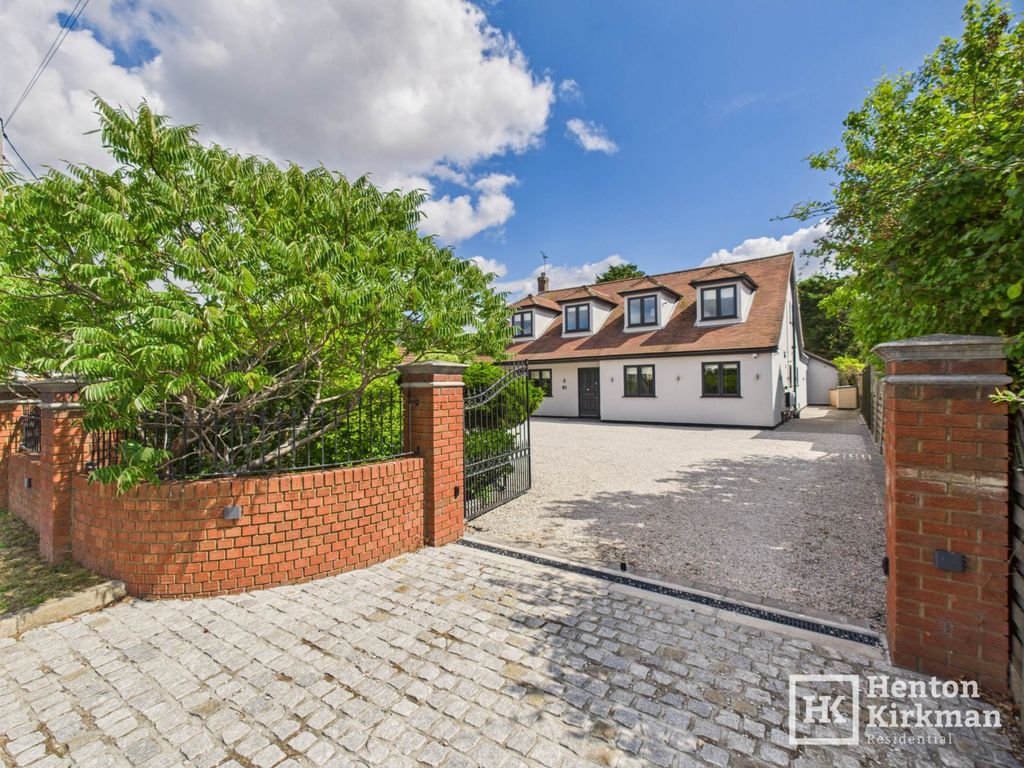 Property photo 1 of 36