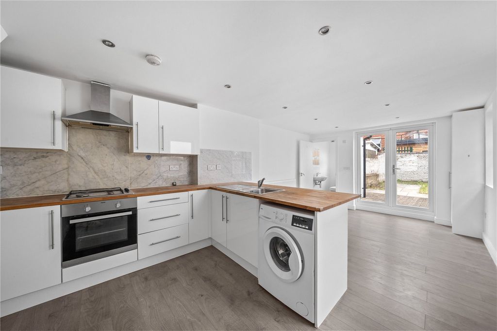 Property photo 1 of 12 Picture No. 04